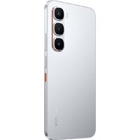 Телефон Infinix Hot 60 Pro X6885 8GB/128GB (серебристый) - Превью изображения №6 — Интернет-магазин 7 дней